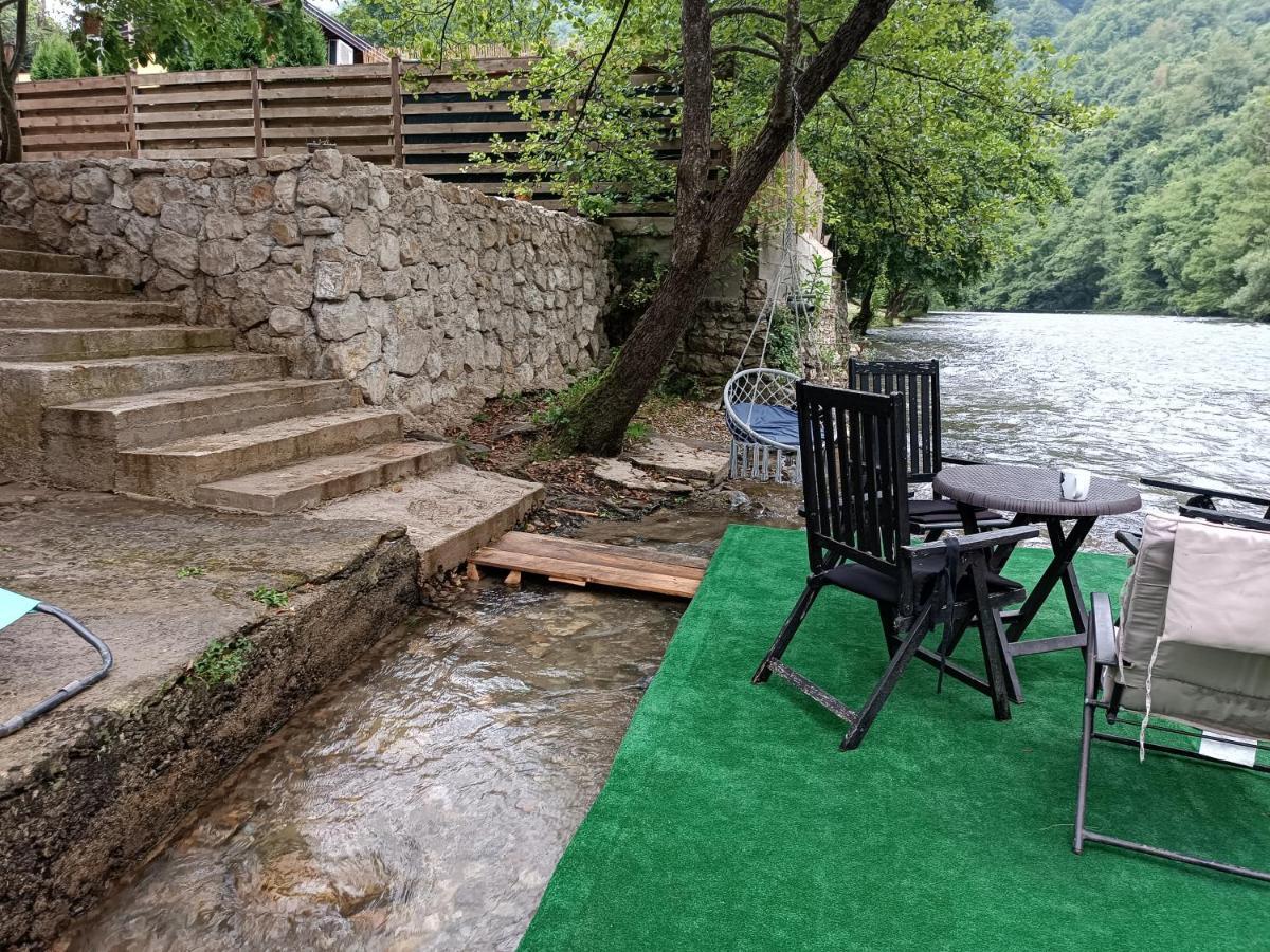 Cottage Auto Camp Vinac Jajce Eksteriør billede